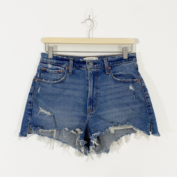 Abercrombie‎ and Fitch 27/4 The Cutoff Short High Rise Curve Love Distressed - Picture 1 of 10